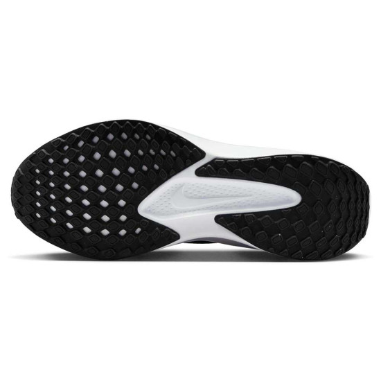 Nike Quest 6